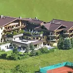 Brugger\'s Genießerhotel Lanersbacherhof 